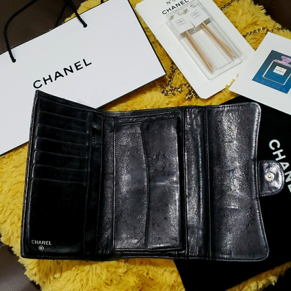 Authentic Chanel Holiday Bundle set - Picture 3 of 12